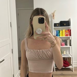 Aritzia crop top